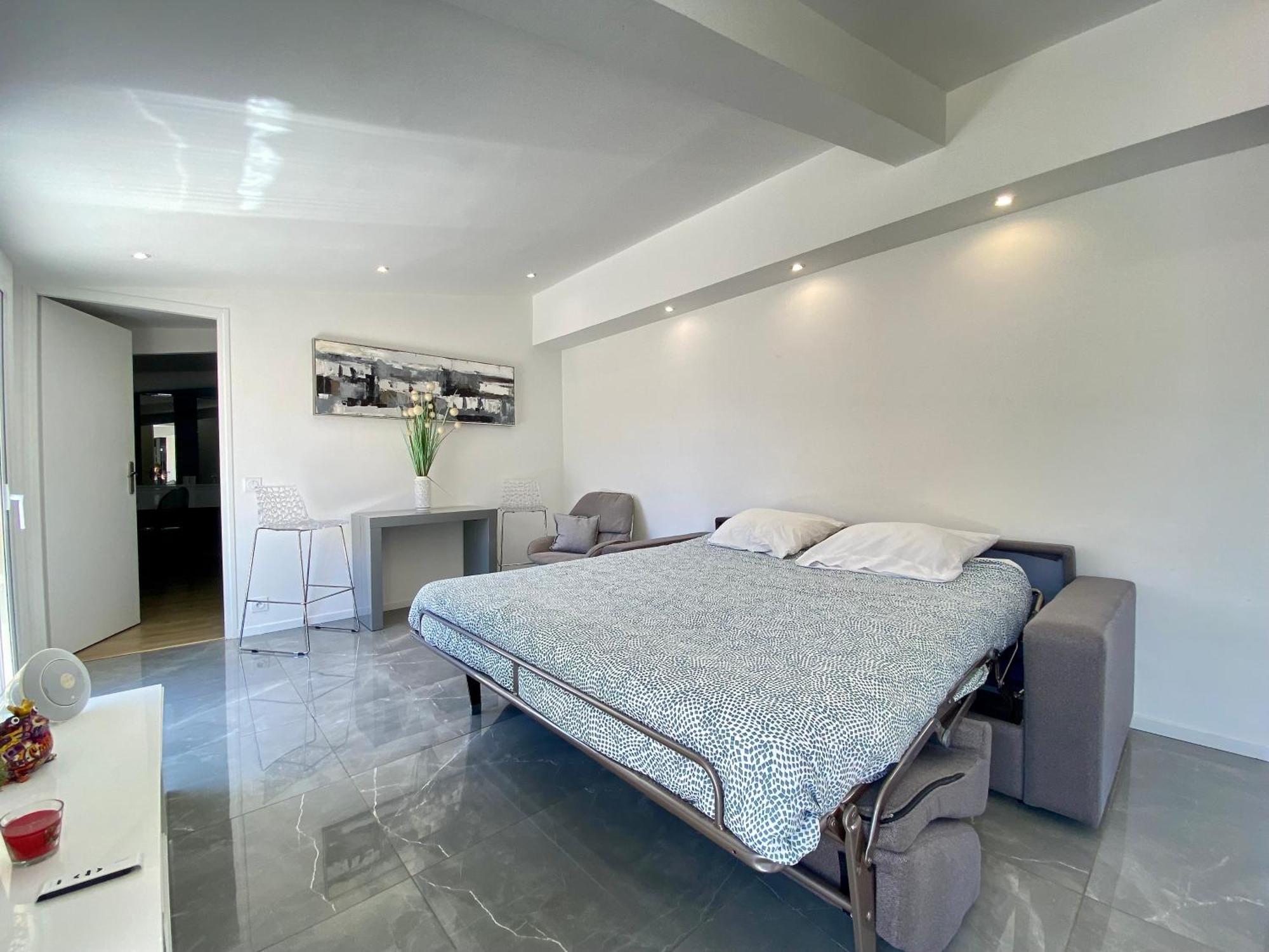 Luxury "Les Toits Du Soleil" - Magnifique Appartement Avec Terrasses Et Jacuzzi - Centre De Cannes - By Scls Locations Ngoại thất bức ảnh